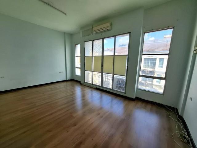 ให้เช่าโฮมออฟฟิศ4 ชั้น 23ตรว. ใกล้แยกรัชดา ลาดพร้าว ใกล้MRTสถานีลาดพร้าว300เมตร 7