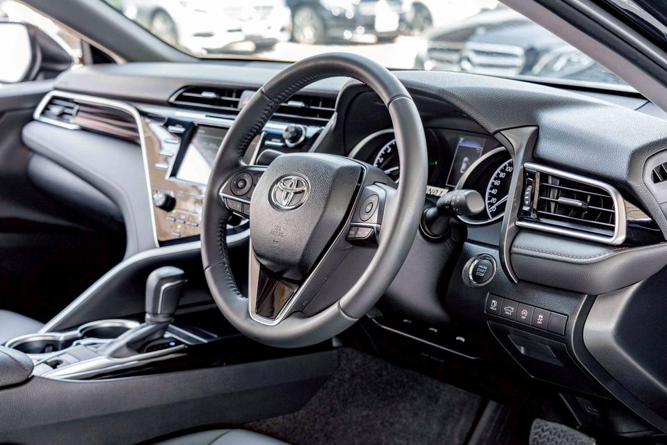 รหัสรถ NP294 TOYOTA CAMRY 2.0G 2020 13