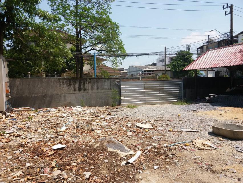 ขายที่ดินพร้อมสิ่งปลูกสร้าง 342 ตรว. ถ. กรุงเทพกรีฑา ซอย 37 แขวงทับช้าง เขตสะพานสูง กรุงเทพๆ 6