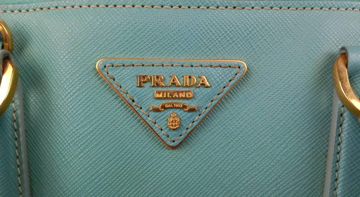 กระเป๋า Prada Saffiano alma 30 Used like new 2