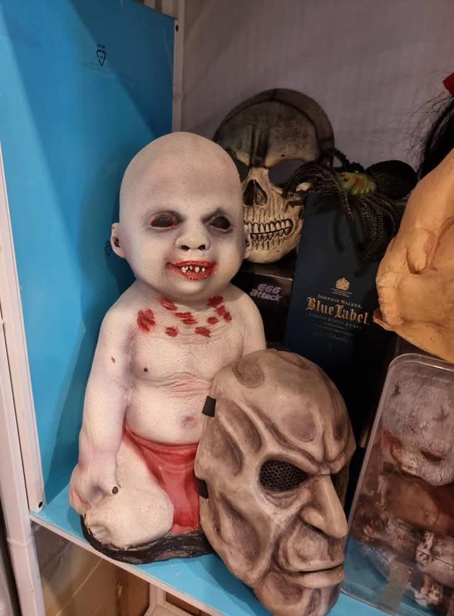 Halloween Festival ตุ๊กตาเด็ก halloween จำนวน 3 ตัวเด็กชาย 1 เด็กหญิง 1 ทารกอีก 1  ทำจากยางพารา พิเศษตัวทารกมีเสียงขยับปากกระพริบตา  2