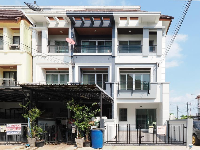 ขายทาวน์โฮม 3 ชั้น บ้านกลางเมือง 21.1 ตร.ว. 3นอน 3น้ำ [พระราม 9 - รามคำแหง] ขาย 3.48ล้าน 1
