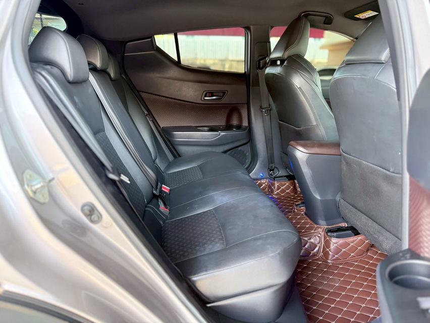 ปี 2018 TOYOTA CHR, 1.8 HV Hi โฉม ปี17-ปัจจุบันสีเทา เครื่องเบนซิน/ไฮบริด ตัวท็อปสุด รูปที่ 7