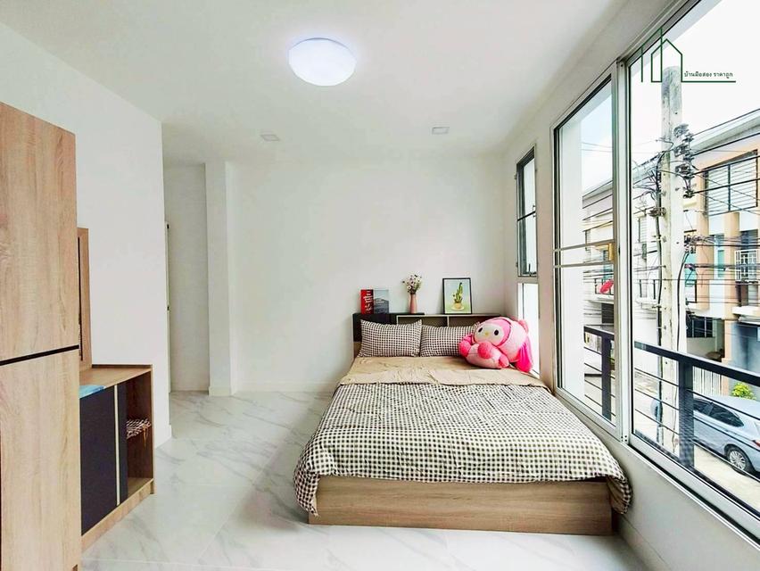 หมู่บ้าน อาร์ เค พาร์ค หทัยราษฎร์ หลังมุม รีโนเวทใหม่พร้อมอยู่ 16