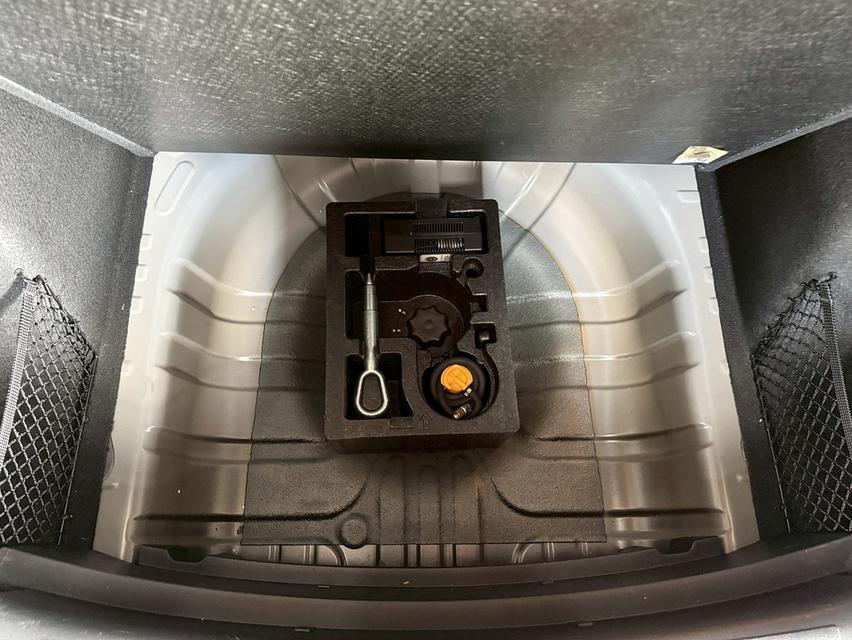 MG ZS 1.5 X+ Sunroof AT ปี 2022 19