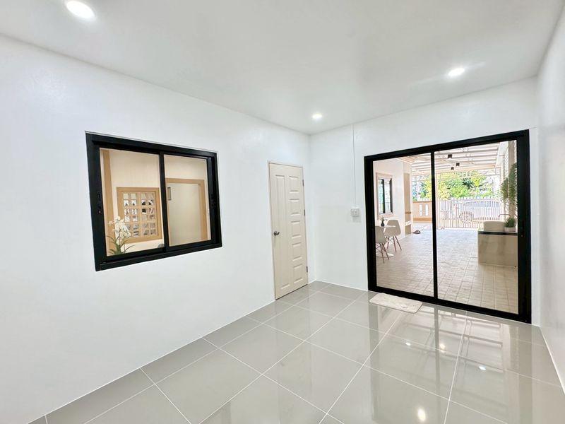 หมู่บ้านพฤกษา19 วัดลาดปลาดุกบ้านแฝด 2 ชั้น ตกแต่งใหม่พร้อมเฟอร์นิเจอร์ จอดรถในบ้านได้ถึง 3 คัน 🏗️ หน้าบ้านกว้าง 10 เมตร 10