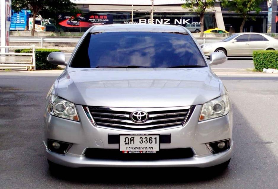 Toyota Camry ปี 2010 สีเทา 2