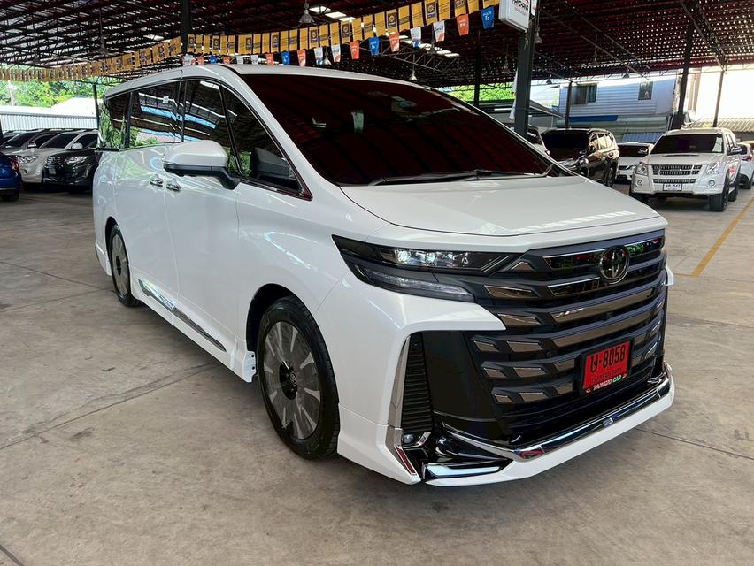 Toyota Vellfire 2.5 HEV E-FOUR VIP Executive Lounge 2024 ตัวท๊อปสุด 3