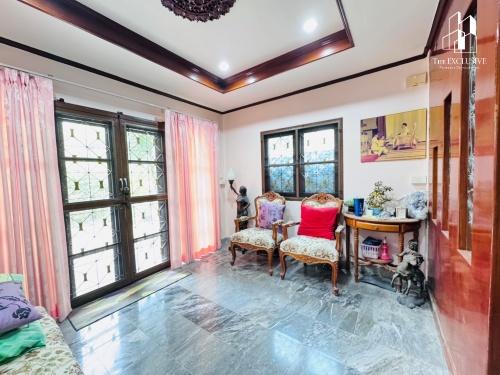 ขายบ้านเดี่ยว 2 ชั้น หมู่บ้านพงษ์ศิริชัย 3 ติดถนนบรมราชชนนี เข้าเมืองสะดวก 7