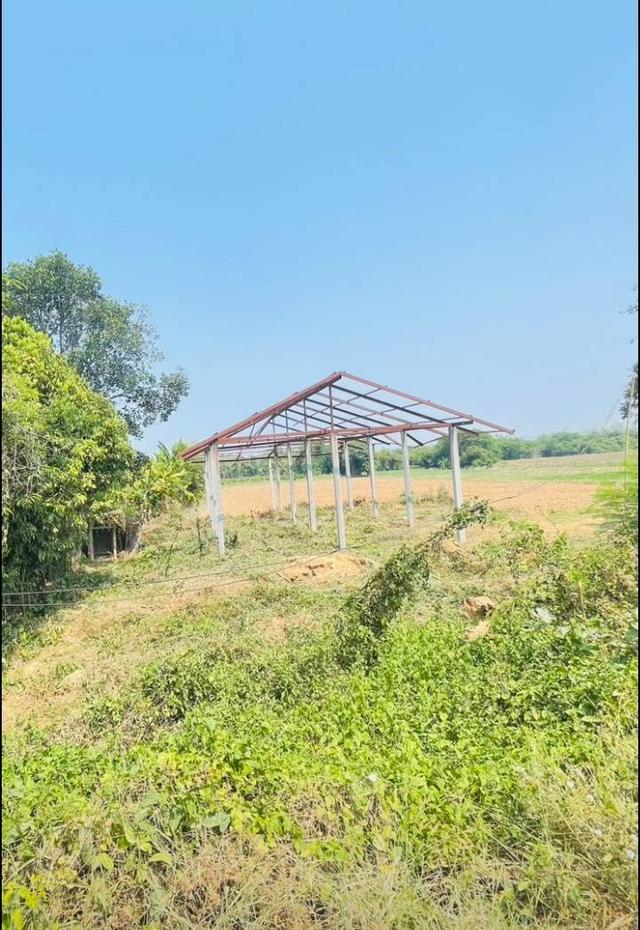 ขายถูกที่สุด ที่่ดิน108ตรว.พร้อมโครงสร้างเสา15ต้น 1