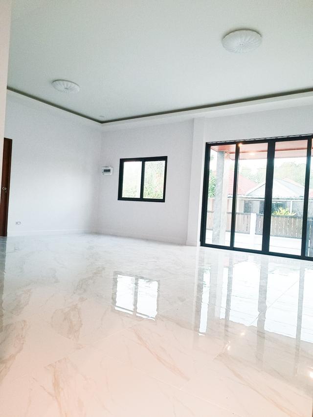 📍 บ้านเดี่ยว 69 ตร.ว. ฟังก์ชันครบ 3 นอน 2 น้ำ 1 รับแขก เพียง 2.25 ลบ. ฟรีโอน ทักด่วน 💸 9