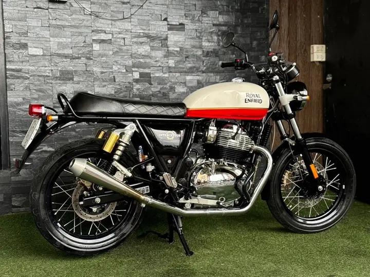 มอเตอร์ไซค์สภาพนางฟ้า Royal Enfield Interceptor 650 7