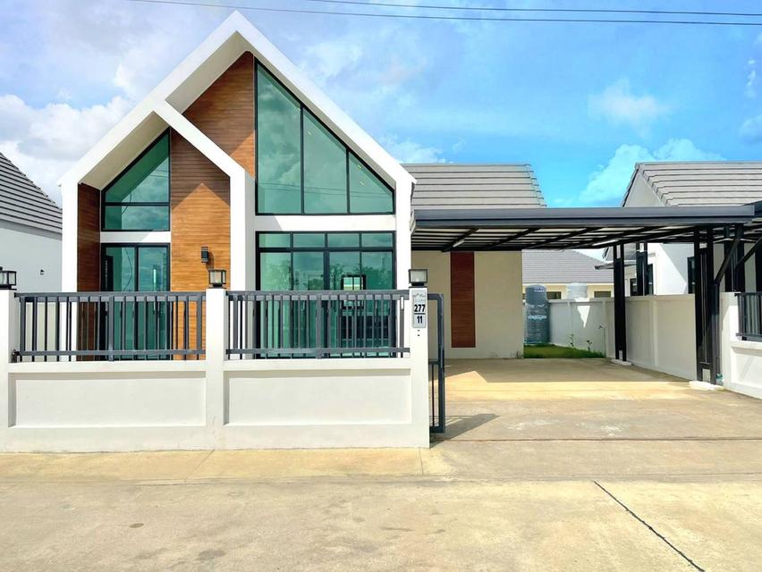 💸 งบไม่ถึง 2 ล้าน! ได้บ้านนอร์ดิก 2 นอน ฟรีโอน เพียง 1.98 ลบ. (กำลังก่อสร้าง) ทักแชทเลย ✅ 1