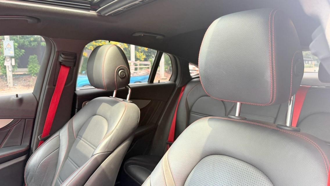 2020 BENZ GLC 43 COUPE 4 Matic สีขาว Milage 82,XXX KM รถสวย ไม่มีอุบัติเหตุ เซอร์วิส ตามระยะ รูปที่ 12