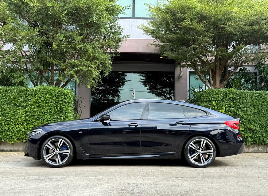 2023 BMW 630I GT MSPORT(LCI) รถมือเดียวออกป้ายแดง รถวิ่งน้อยเพียง 29,500 กม รถเข้าศูนย์ทุกระยะ รถไม่เคยมีอุบัติเหตุครับ รูปย่อยที่ 4