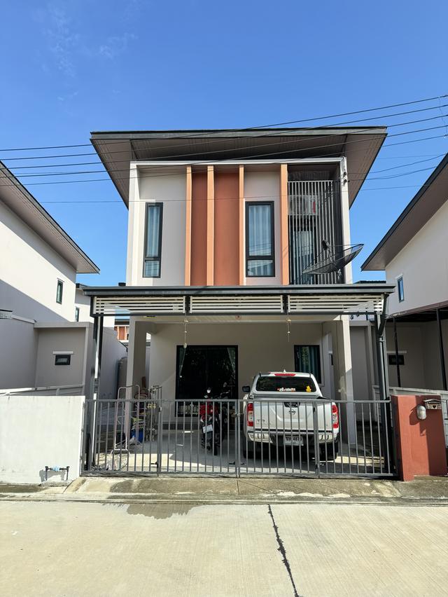 บ้านแฝดสไตล์โมเดิร์น 1
