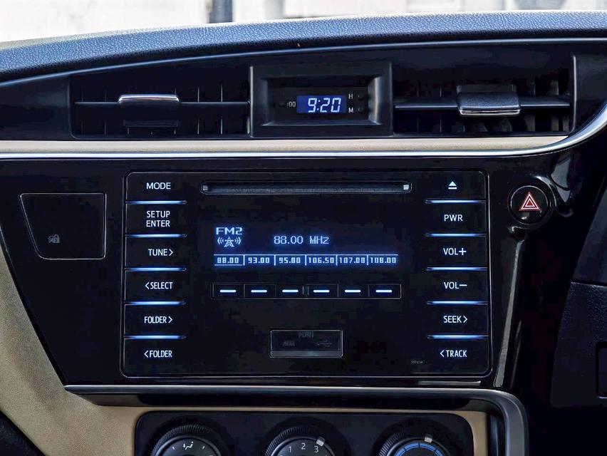 2018 TOYOTA ALTIS 1.6E CNG 7