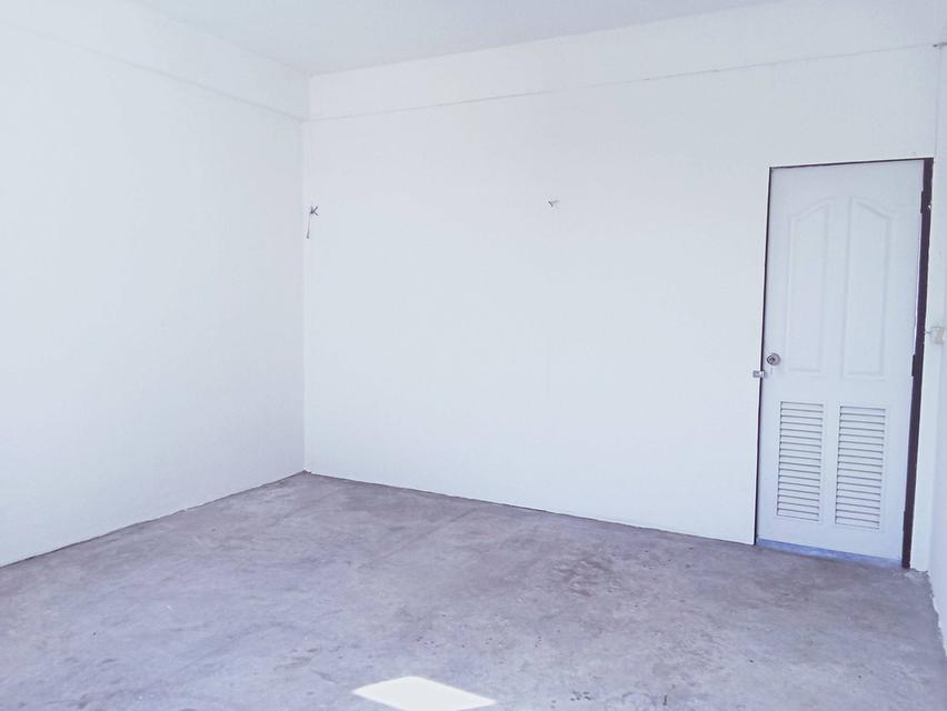 ขายตึก 3 ชั้น หมู่บ้านเบญจทรัพย์ รังสิตคลอง 6 5