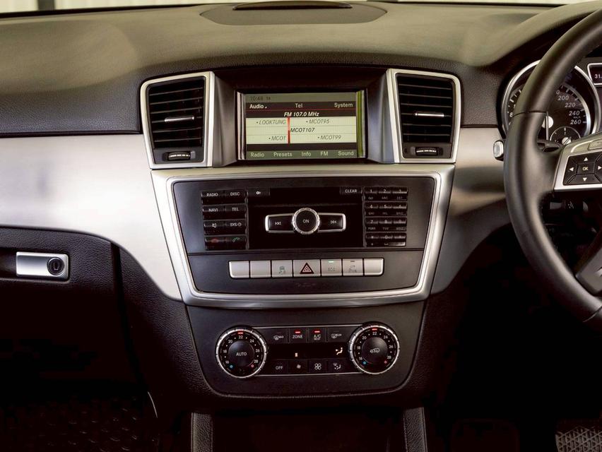 Benz ML250  Bluetec 4 Matic 2013 16
