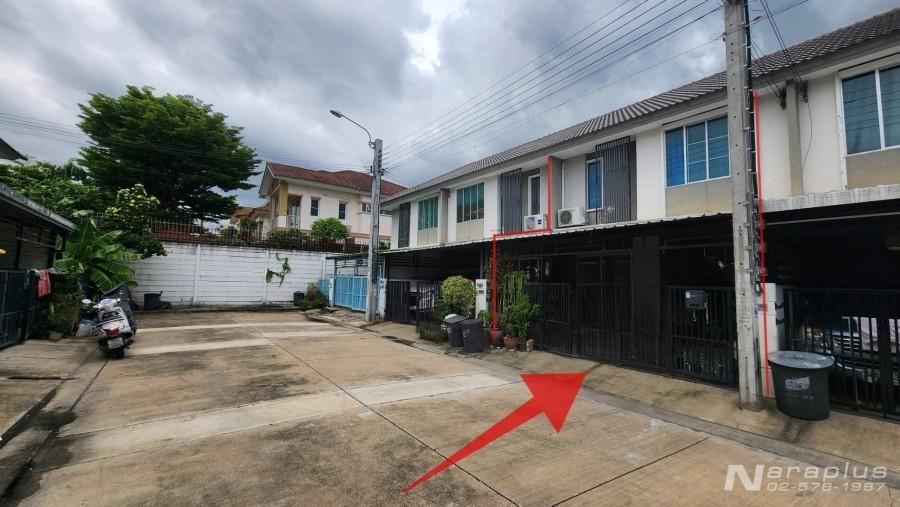 68060808 : ขายทาวน์เฮ้าส์ 2 ชั้น หน้ากว้าง 5.7 เมตร บนที่ดินขนาด 19.3 ตร.ว. หมู่บ้านพฤกษา วิลล์ 55/2 วงแหวน-รามอินทรา เฟส 2 สุเหร่าคลองหนึ่ง กรุงเทพ 3