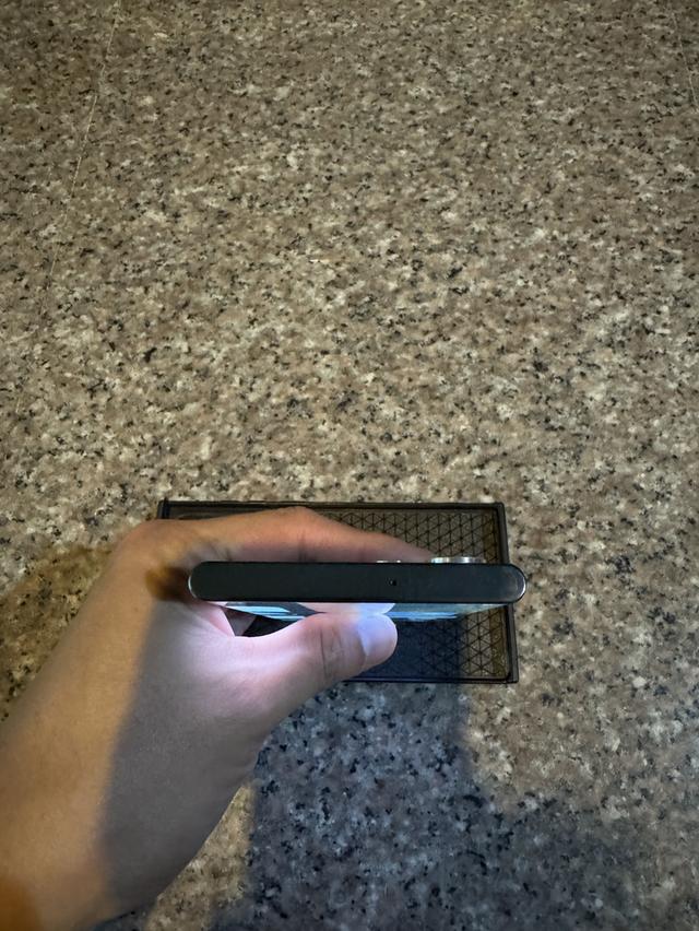 ขายๆๆๆถูกSamsungS22Ultra512กิ๊กตัวTopสุดสีหายากGreenสูนTrueสภาพสวยการใช้งานดีเครื่องรีสโตได้ตลอดไม่มีติดแอคเค้าใดๆคับ สภาพ: 98% สวยๆคับไร้รอยตกบุบใด 3