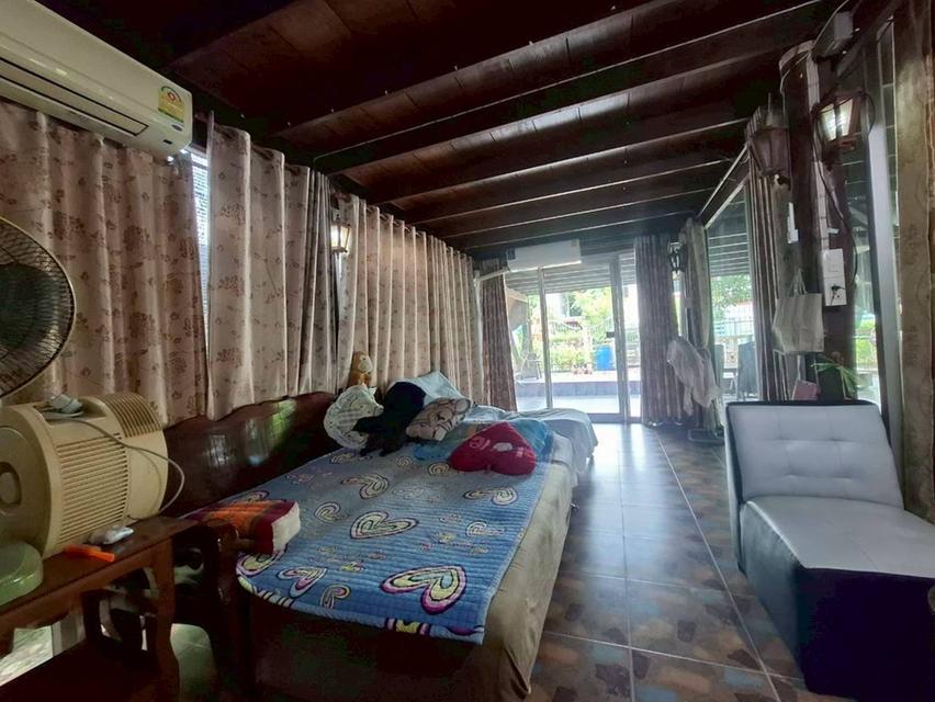 ขายบ้านทรงไทย 2 ชั้น หลังใหญ่มีพื้นที่เยอะ ในซอยเอราวัณ 18 คลองสอง-คลองหลวง 4