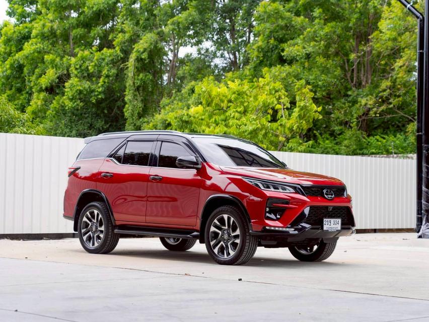 TOYOTA FORTUNER 2.8 LEGENDER 4WD ปี 2021 รถบ้าน เจ้าของเดียว