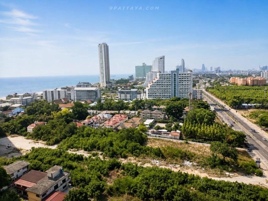 For Sale — Studio Condo at Lumpini Seaview JomtienStudio condo for sale at Lumpini Seaview Jomtien, located on a high floor with sea and city views. 8