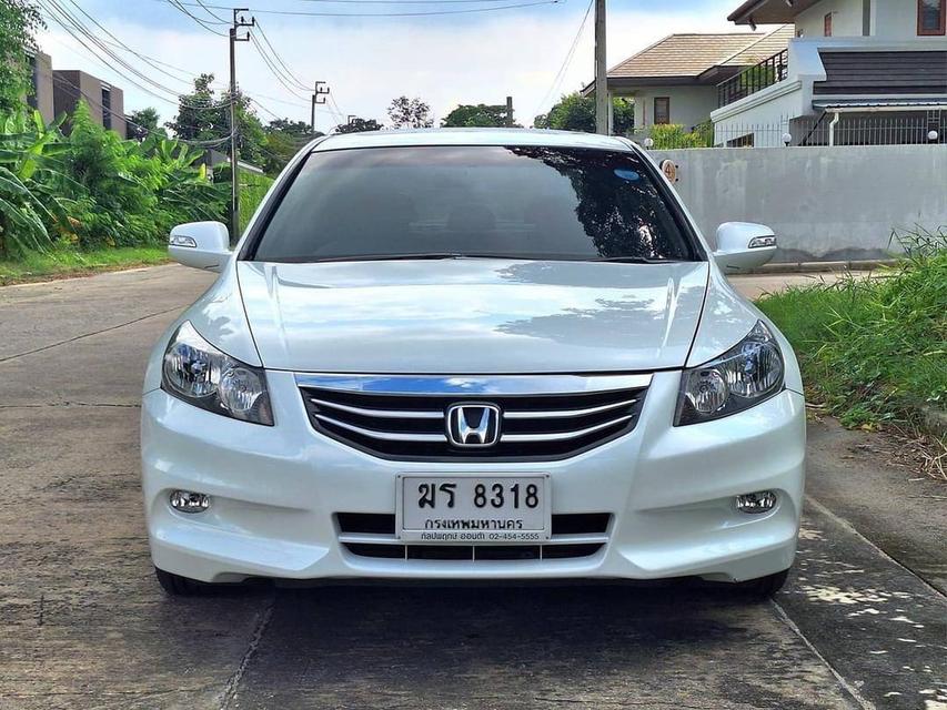 คุ้มๆๆ HONDA ACCORD JP 2.0i (CBU) SUNROOF ปี 2012 รถใช้น้อย ประวัติศูนย์ครบ 2