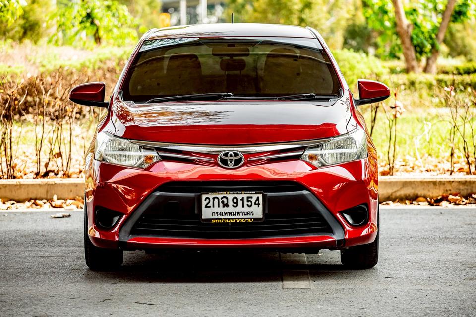 Toyota Vios 1.5J ปี 2013 สีแดง เกียร์ออโต้  2
