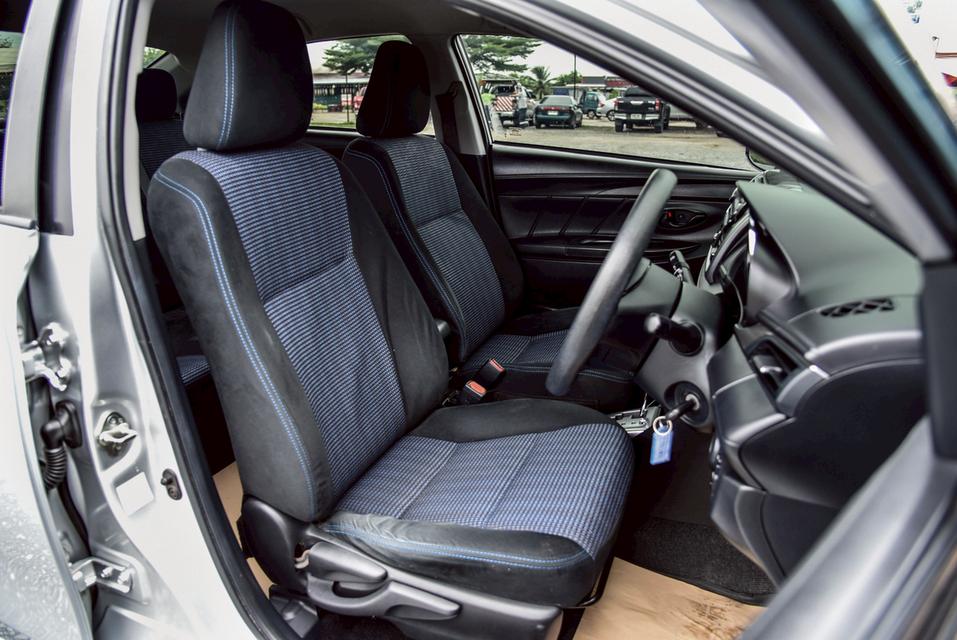 รหัสรถ CBL2307 TOYOTA VIOS 1.5 E AT 2016 8