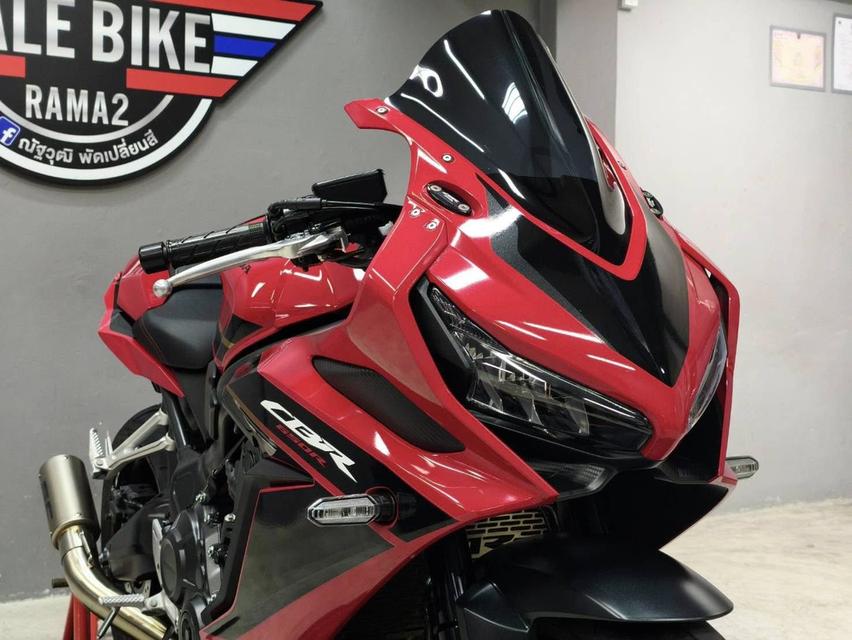 ออกรถ 0 บาท  CBR650R ABS หล่อๆตัวสุดท้าย เครื่องดำ รูปที่ 3