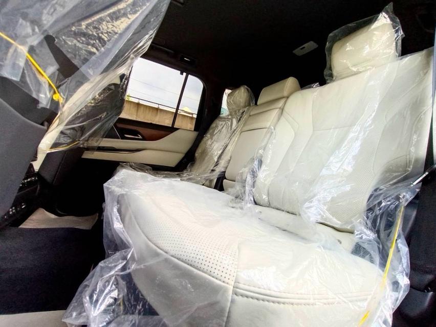 รหัสรถ PEAT53 🚐🚙 LEXUS LX600 7 seat เครื่อง 3.5 turbo 415 แรงม้า  14