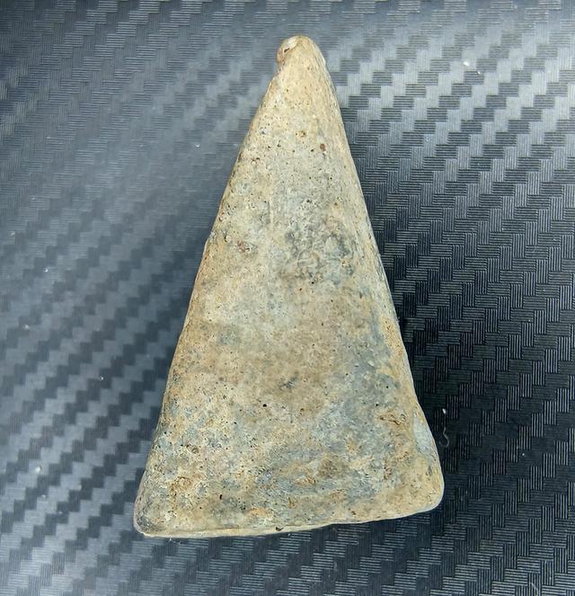 ตำนานก้นกรุ กลางทุ่งพิษณุโลก! พระนางพญา เนื้อดินเผา "แร่ลอย" องค์ครู หายากระดับตำนาน 3