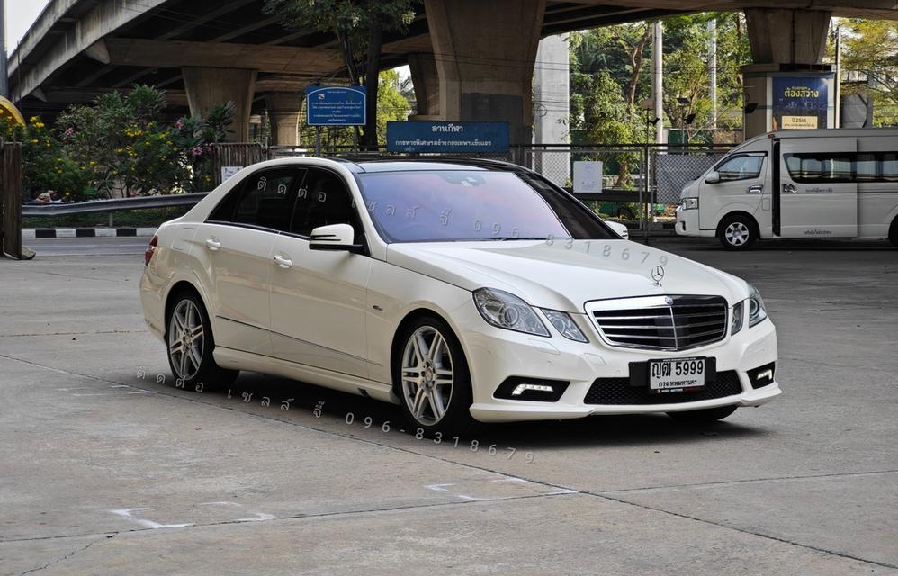 Mercedes Benz E250 CGI Saloon W212 Avantgarde  ปี 2011 2