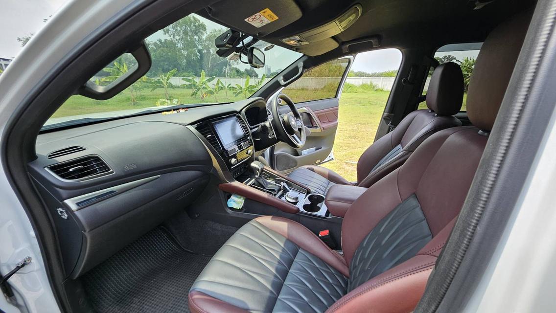 มือเดียว ออกห้าง 2024 Mitsubishi PAJERO SPORT 2.4 GT 4WD Premium Elite Edition SUV ไมล์น้อย 29,000 km รูปที่ 8