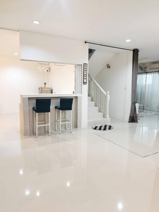 บ้านทาวน์เฮ้าส์ 2 หลัง เพชรเกษม48 แยก16(หมู่บ้านแก้ววิลล่า) 10