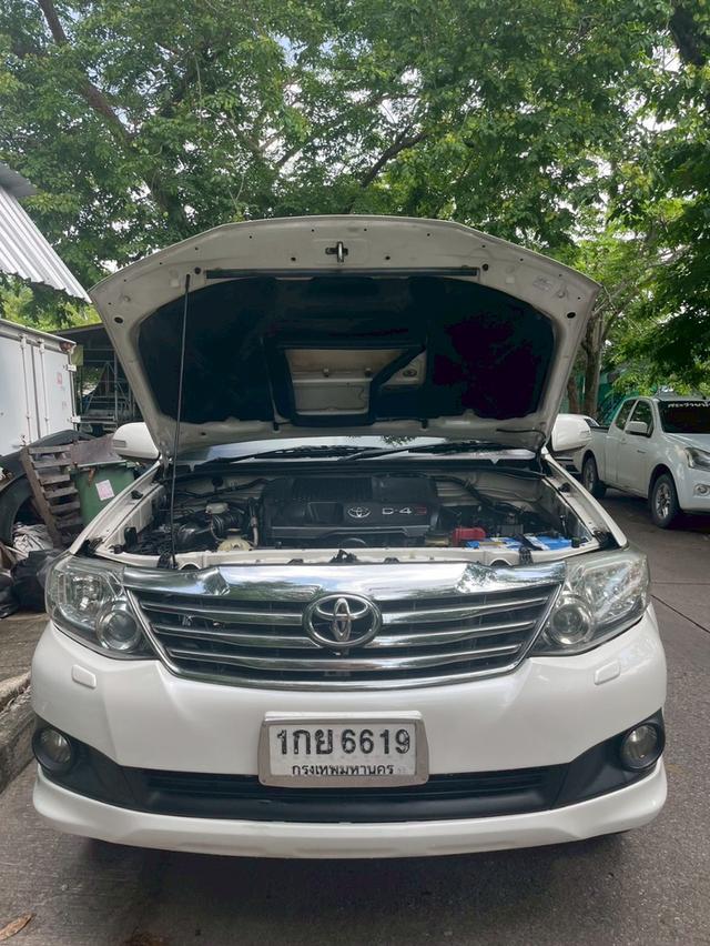 2013 Toyota Fortuner 3.0 v 4x4 16