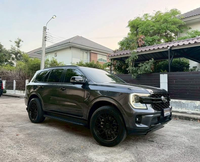 FORD EVEREST 2.0 TURBO SPORT (Next-Gen) ปี23 สี Meteor Grey รูปย่อยที่ 2