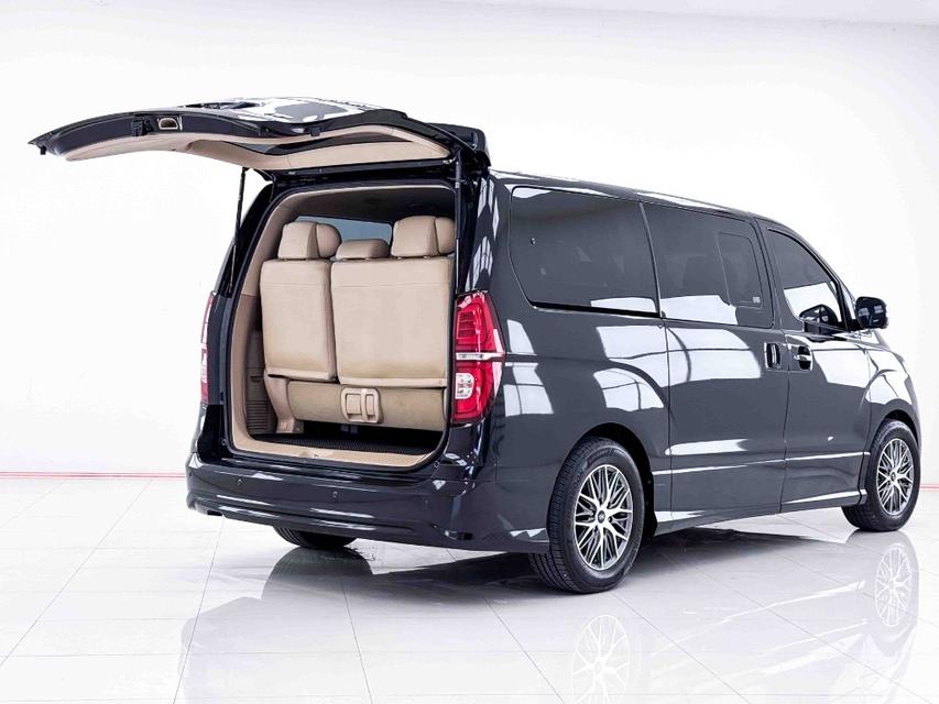 HYUNDAI GRAND STAREX 2.5 VIP โฉมปี (18-ปัจจุบัน) 2019 รูปที่ 6