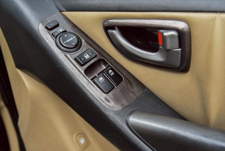 รหัสรถ CBL8359 Hyundai H-1 2.5 Deluxe AT 2018 17