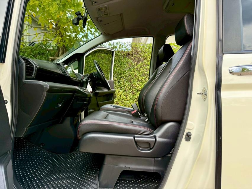 HONDA STEPWGN #SPADA 2.0 ปี 2013 สีขาว เข้าศูนย์ทุกระยะ 10