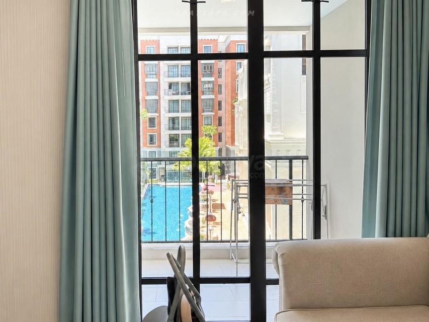 For Rent — Pool View Condo at Espana Condo Resort PattayaBeautiful condo for rent at Espana Condo Resort Pattaya. The unit has a pool view, good room 2