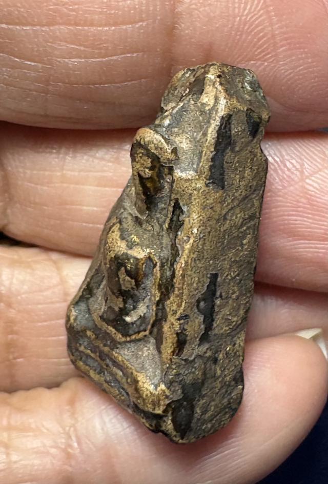 พระผงสุพรรณ พิมพ์หน้ากลาง รูปที่ 4