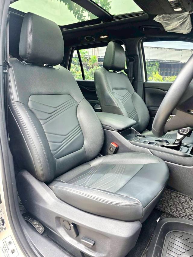 Ford Everest Titanium+ 2.0 Bi-Turbo 2WD สีขาว ปี 2023 ไมล์ 30,000กม. 8