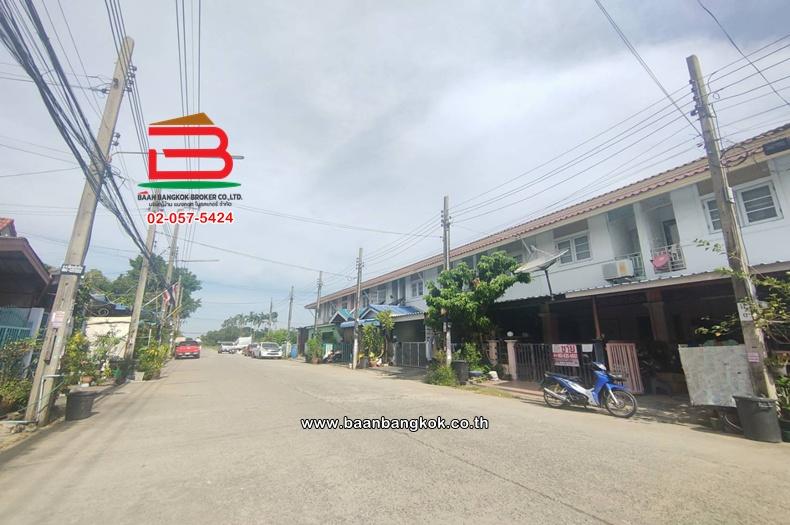 ทาวน์เฮาส์ เนื้อที่ 16 ตร.ว. หมู่บ้านวงศกร 3, ใกล้ตลาดวงศกร ถนนหทัยราษฎร์ แขวงสามวาตะวันตก เขตคลองสามวา 2