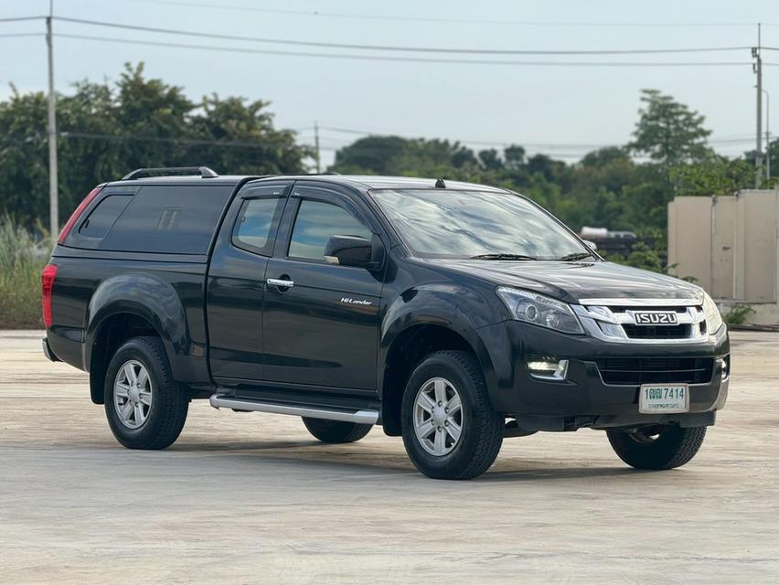 IISUZU DMAX Y2014 Pickup 2dr Ext. Cab Hi-Lander L Man. 5sp RWD 2.5DCT สีดำ Y2014.  เกียร์ธรรมดา  3