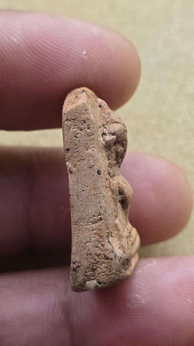 พระผงสุพรรณพิมพ์หน้าแก่ 4