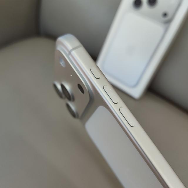 ⚪️ iPhone 17 Pro (256GB) สีขาว ⚪️แบตเตอรี่ 100% (ชาร์จเพียง 32 รอบ) สภาพนางฟ้าไร้รอยกริ๊บ รูปที่ 4