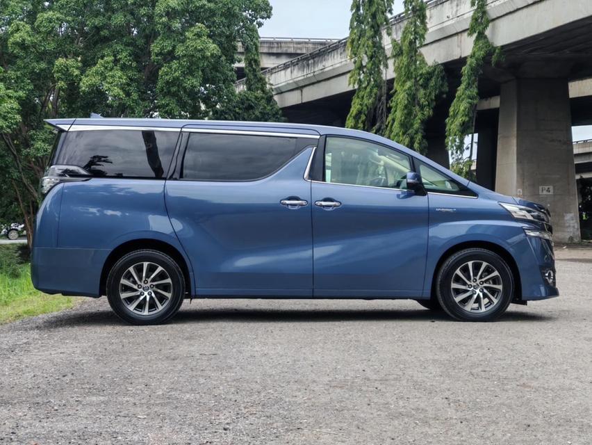 💥 Toyota Vellfire 2.5 Hybrid Executive Lounge E-Four 4WD 15 จด 16 💥 19